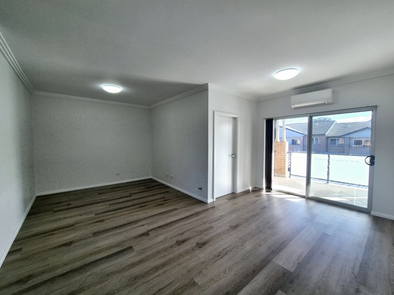 11/30 Third Avenue, Macquarie Fields NSW 2564