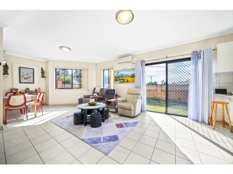 7D Kawana Street, Bass Hill NSW 2197