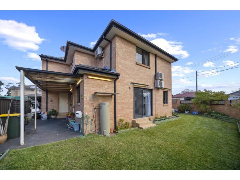7D Kawana Street, Bass Hill NSW 2197