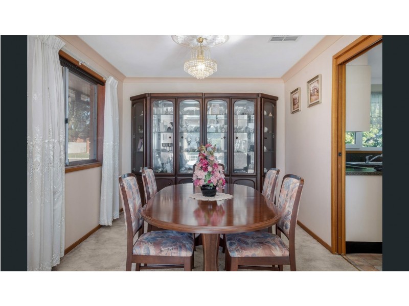 25 Oak Drive, Georges Hall NSW 2198