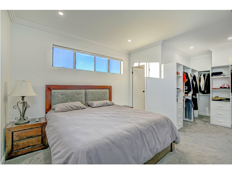 1/9-11 Elouera Crescent, Moorebank NSW 2170