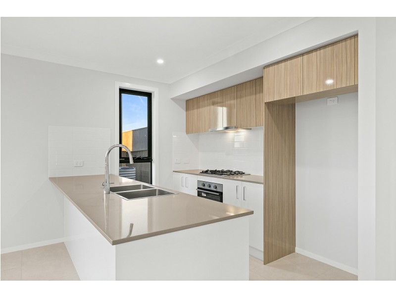 73 Dransfield Avenue, Oran Park NSW 2570