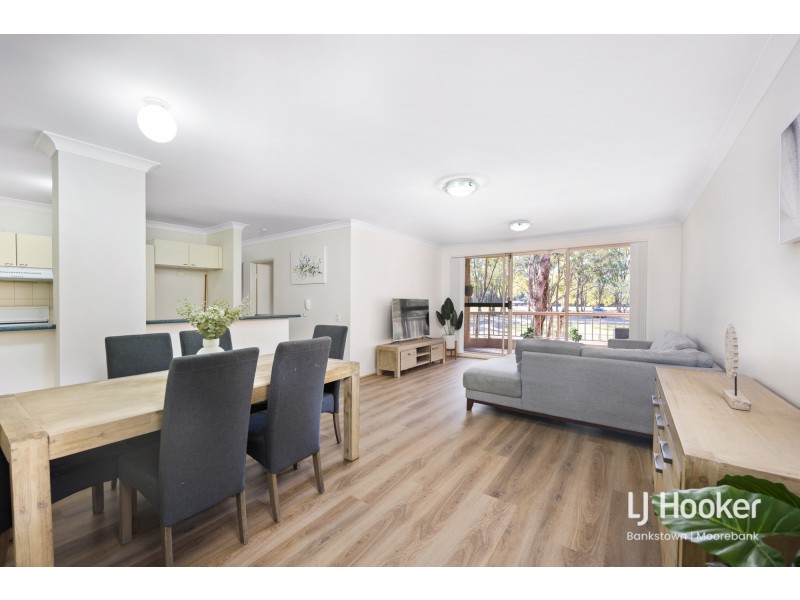 15/4 Mead Drive, Chipping Norton NSW 2170