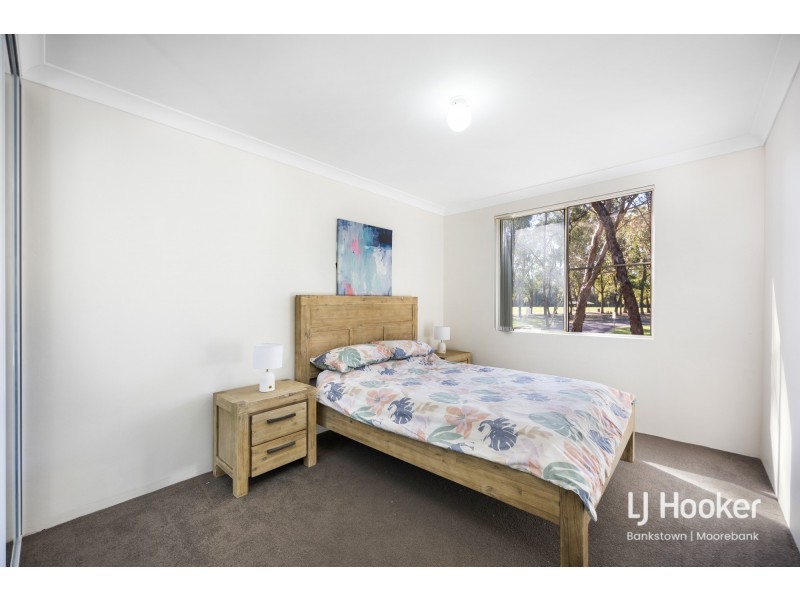 15/4 Mead Drive, Chipping Norton NSW 2170