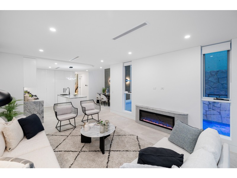 6B MacKenzie Street, Revesby NSW 2212