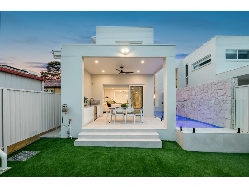 6B MacKenzie Street, Revesby NSW 2212