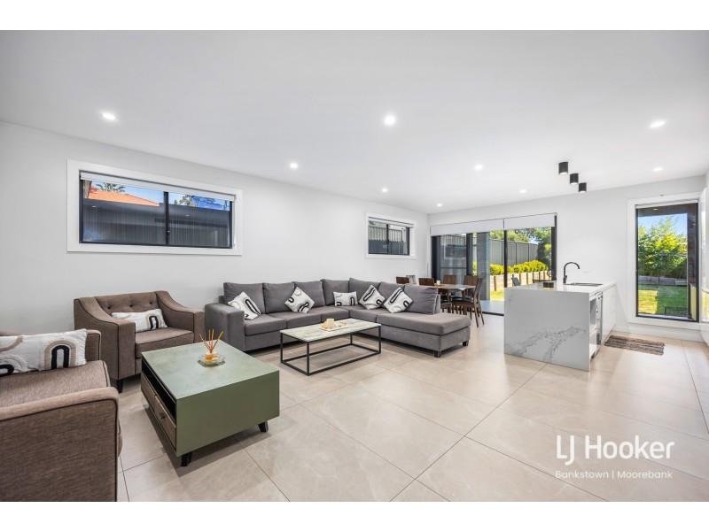 10A Georges Crescent, Georges Hall NSW 2198
