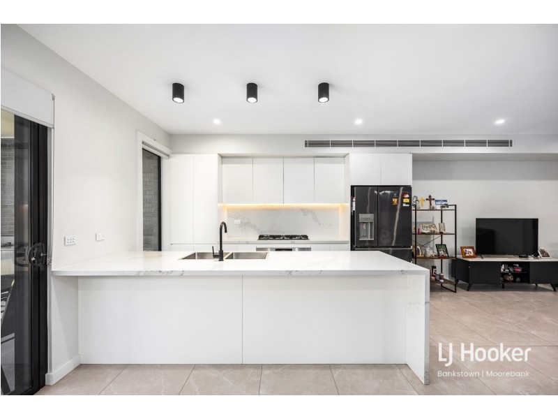 10A Georges Crescent, Georges Hall NSW 2198