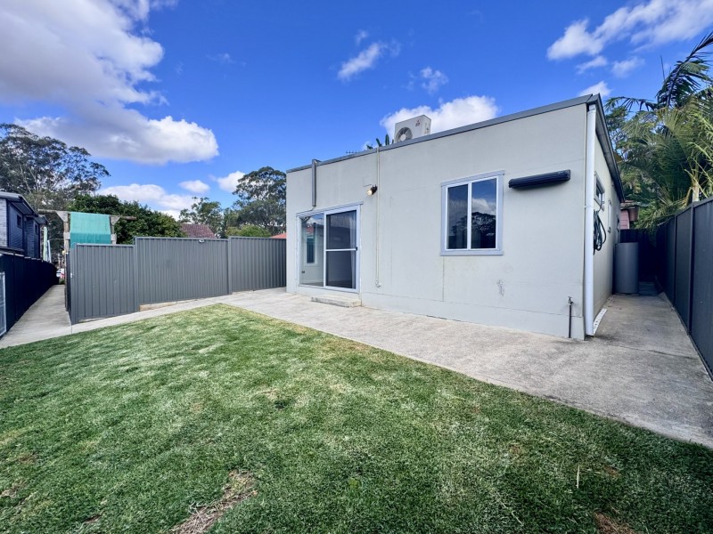 12A Georges Crescent, Georges Hall NSW 2198