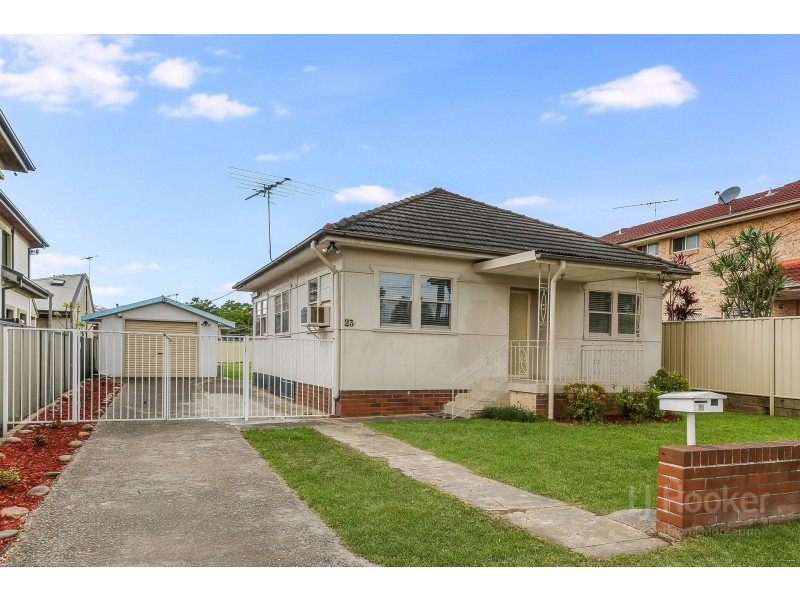 23 Flowerdale Road, Liverpool NSW 2170