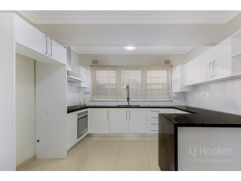 23 Flowerdale Road, Liverpool NSW 2170