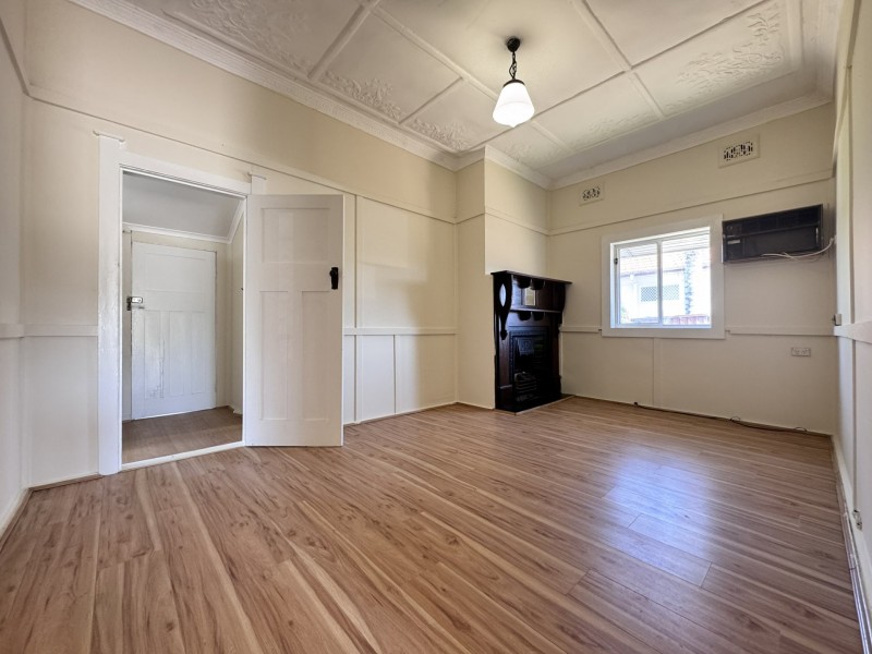 154 Railway Terrace, Merrylands NSW 2160