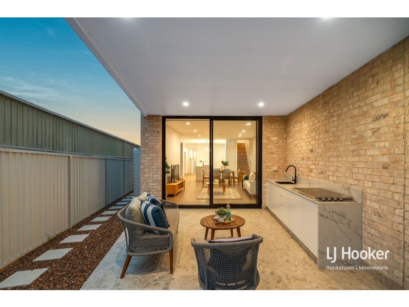 3/43 Craig Avenue, Moorebank NSW 2170