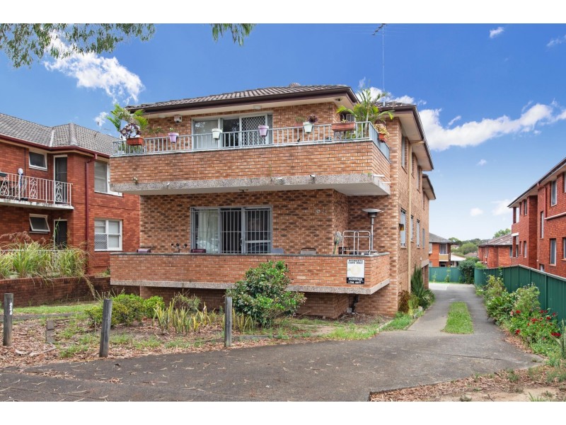 2/24 Shadforth Street, Wiley Park NSW 2195
