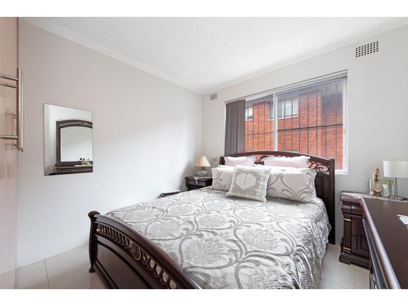 2/24 Shadforth Street, Wiley Park NSW 2195