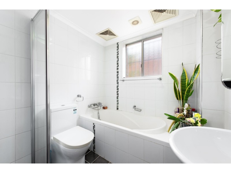 2/24 Shadforth Street, Wiley Park NSW 2195