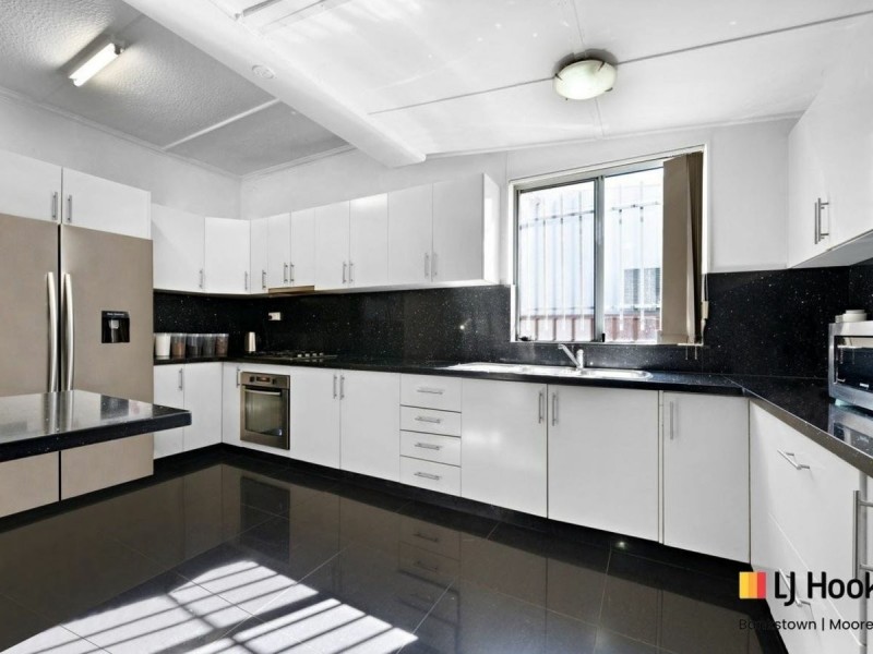 82 Broadway, Punchbowl NSW 2196
