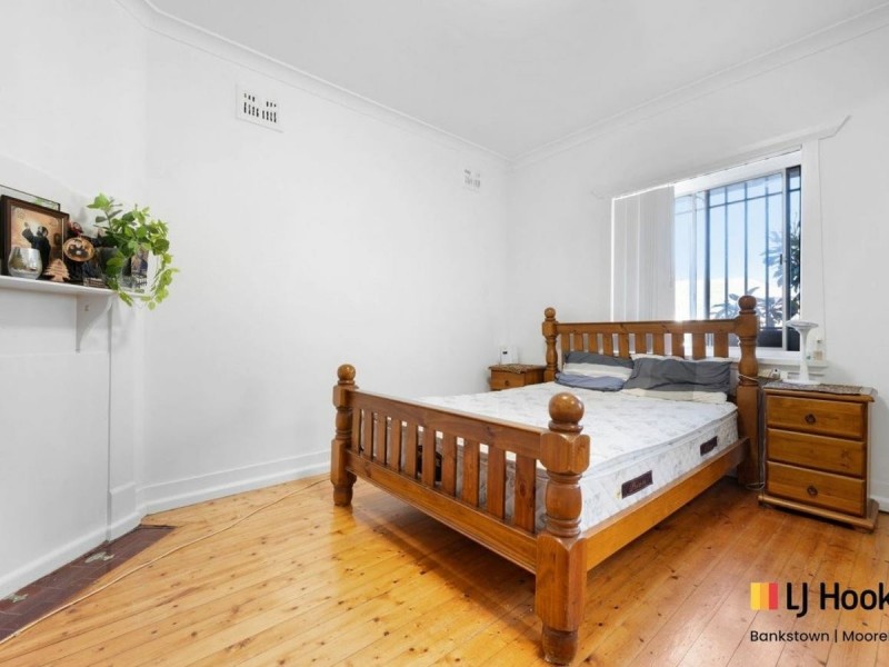 82 Broadway, Punchbowl NSW 2196