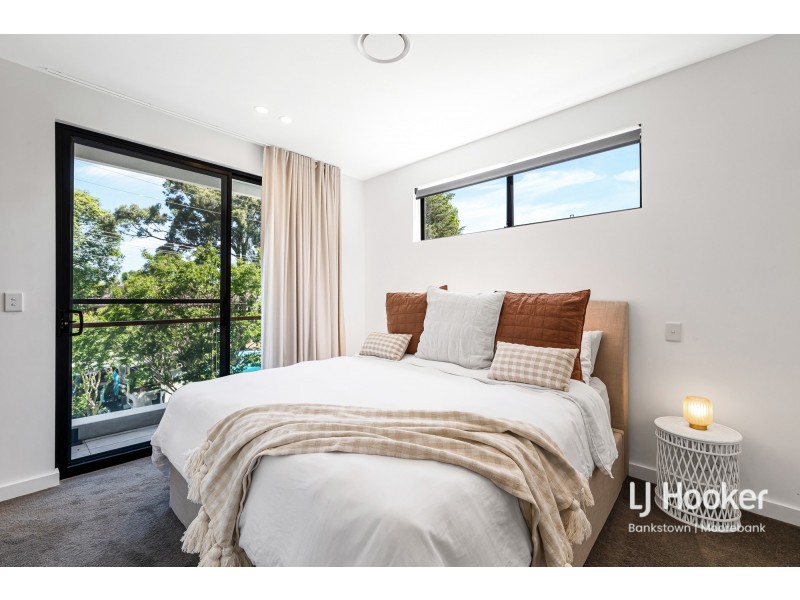 4/14 Dredge Avenue, Moorebank NSW 2170