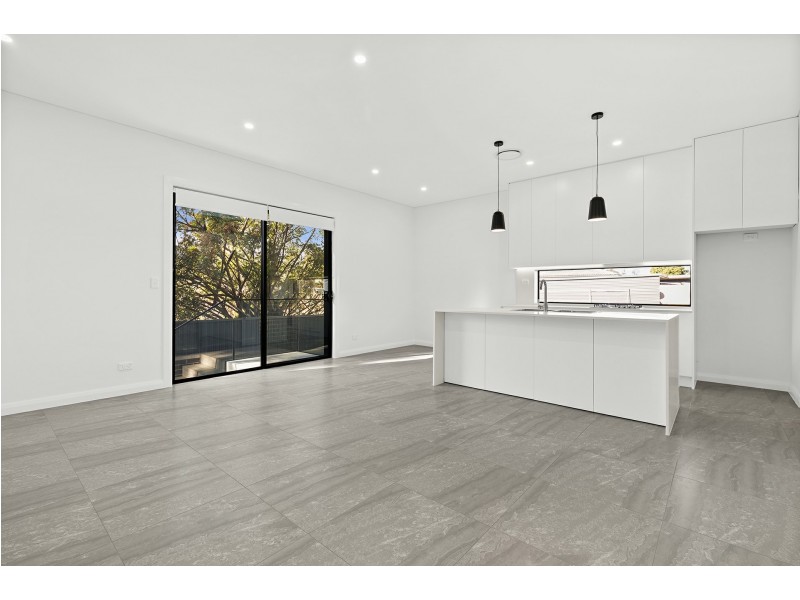 4/22 Boolarong Avenue, Chipping Norton NSW 2170