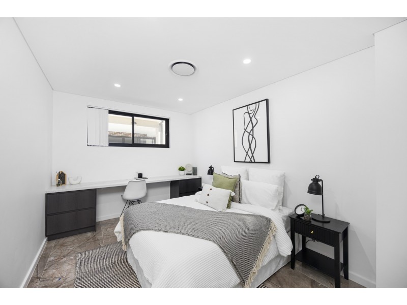 77 Railway Parade, Condell Park NSW 2200
