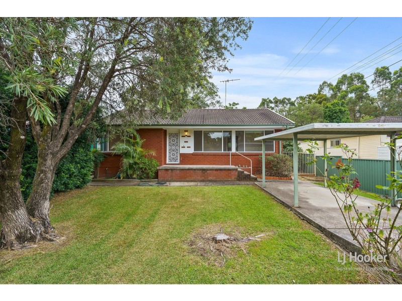 56 Caroline Crescent, Georges Hall NSW 2198