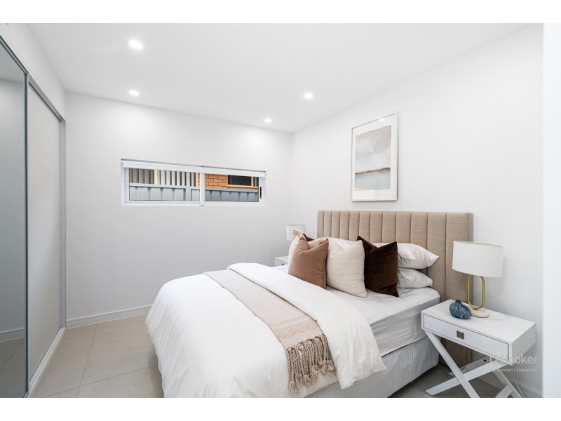 10b Eynham Road, Milperra NSW 2214