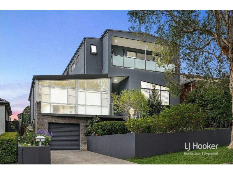 15 Coreen Ave, Peakhurst NSW 2210