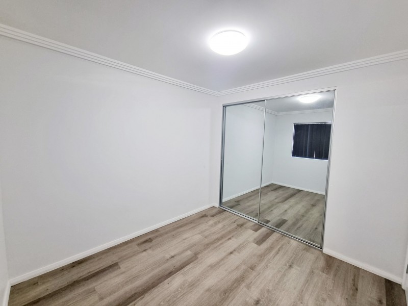 18/30-32 Third Avenue, Macquarie Fields NSW 2564