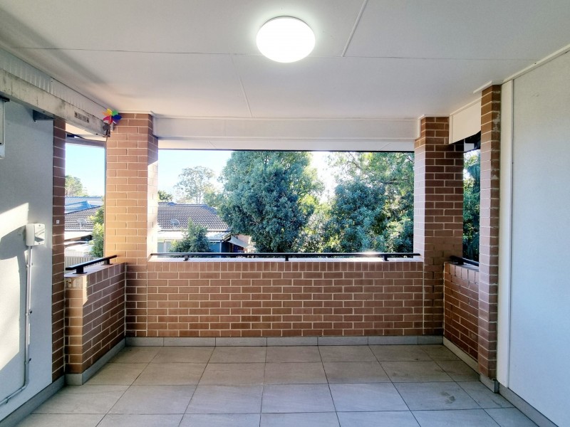 18/30-32 Third Avenue, Macquarie Fields NSW 2564