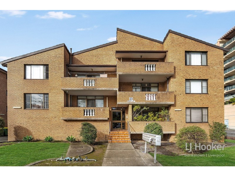 Unit 4/15 Jacobs Street, Bankstown NSW 2200
