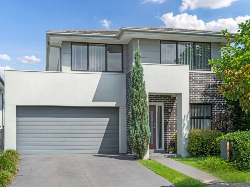 4 Bartholomew Circuit, Moorebank NSW 2170