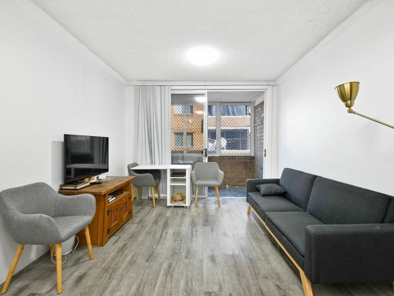 1/11 Forbes st, Warwick Farm NSW 2170