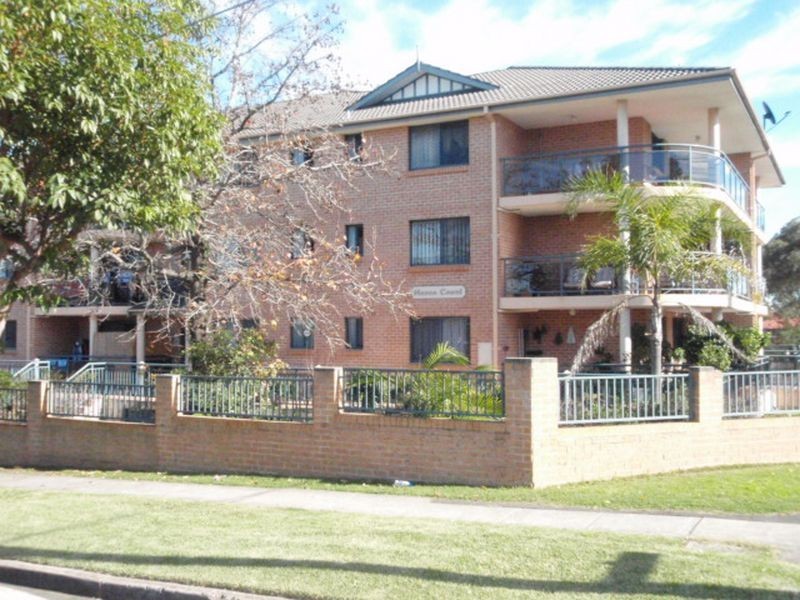 8/34-36 WEIGAND AVE, Bankstown NSW 2200