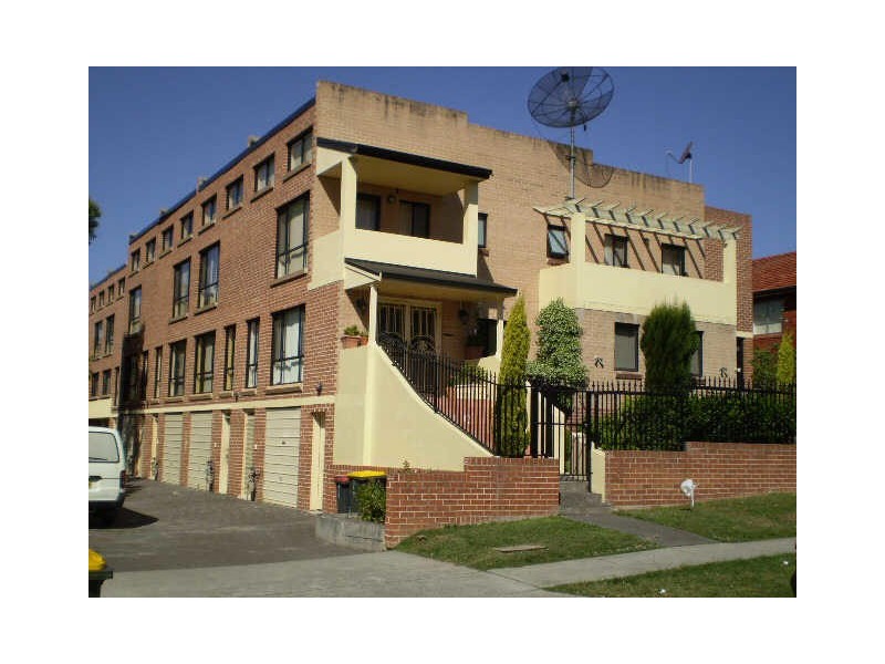 2/2-4 THE BROADWAY, Punchbowl NSW 2196