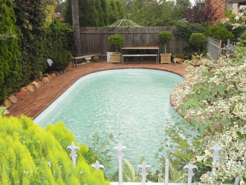 73 Sturt Avenue, Georges Hall NSW 2198