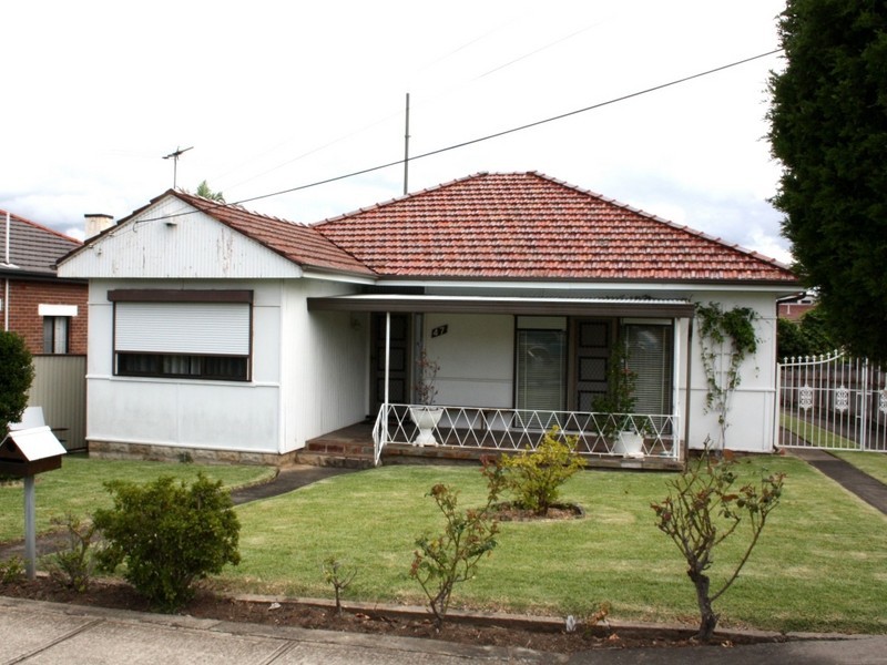 47 Matthews Street, Punchbowl NSW 2196