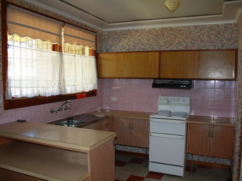 2 Gail Place, Bankstown NSW 2200