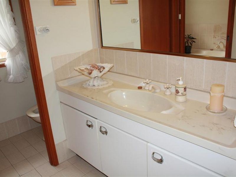 26 Birdwood Road, Georges Hall NSW 2198