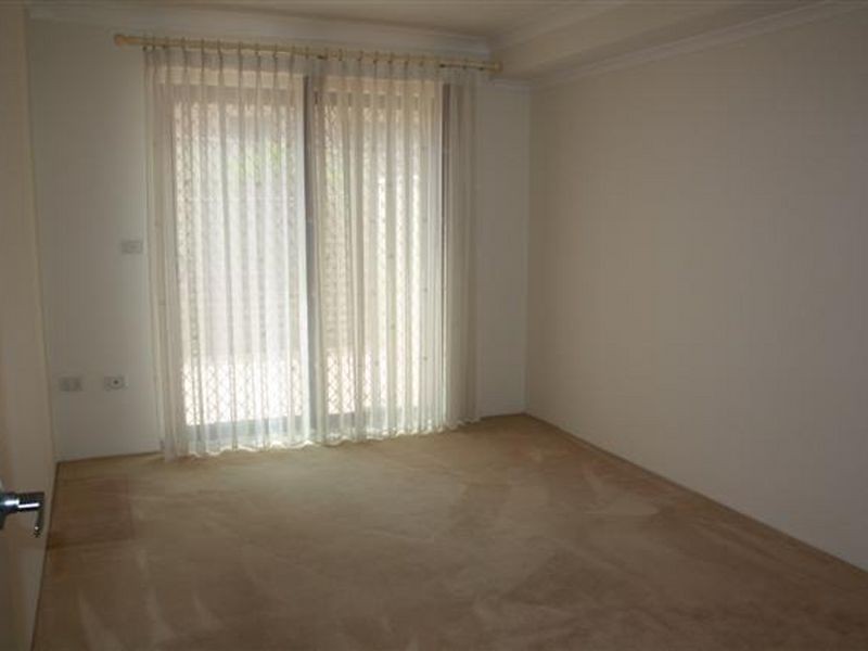 2/2-10 Mulla Road, Yagoona NSW 2199