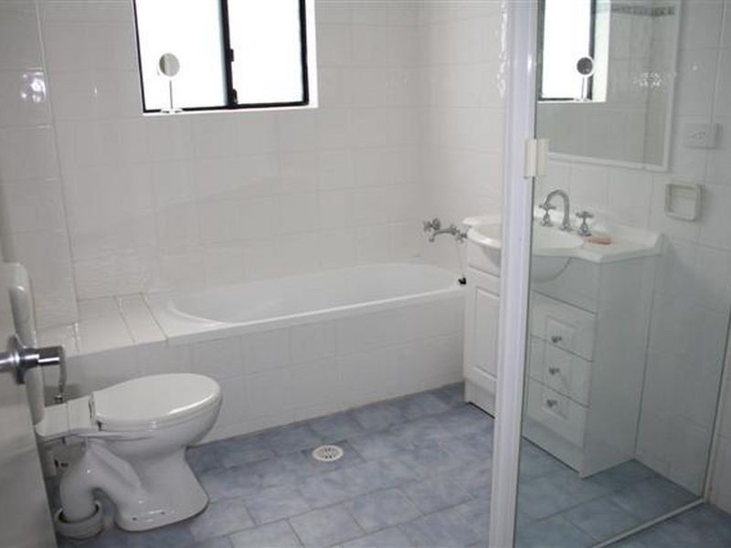 2/2-10 Mulla Road, Yagoona NSW 2199