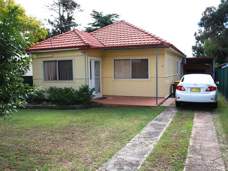 18 Lloyd Avenue, Yagoona NSW 2199