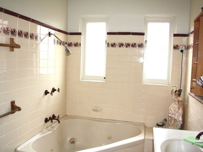 51 Mount Lewis Avenue, Punchbowl NSW 2196