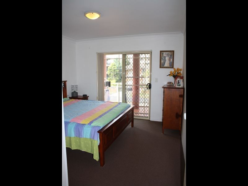 10/8 Bungalow Crescent, Bankstown NSW 2200