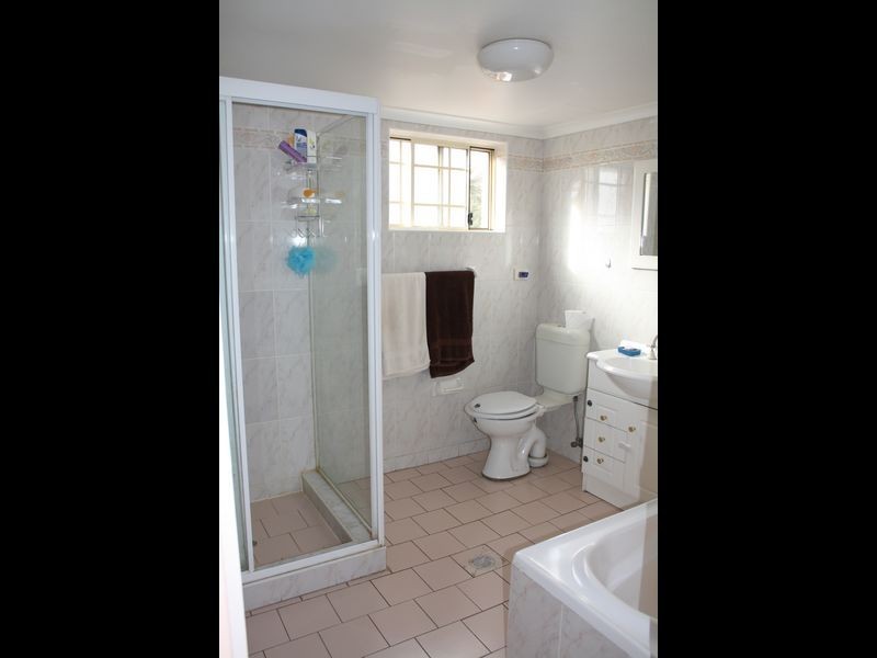 10/8 Bungalow Crescent, Bankstown NSW 2200