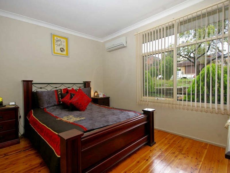 52 Wren Street, Condell Park NSW 2200