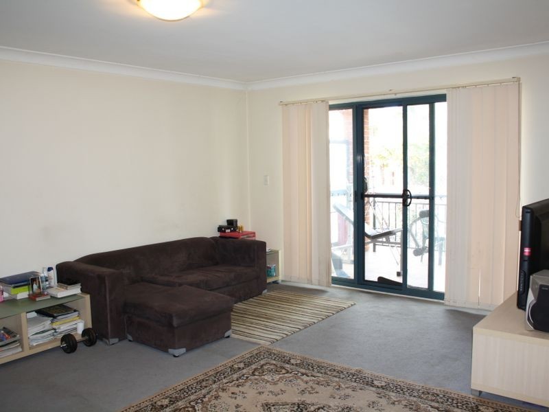 8/174 Chapel Road South, Bankstown NSW 2200