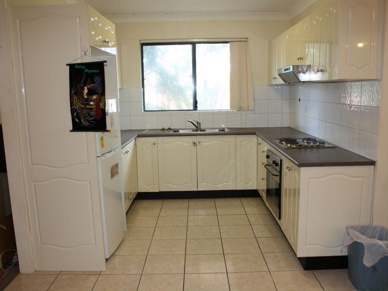 8/174 Chapel Road South, Bankstown NSW 2200