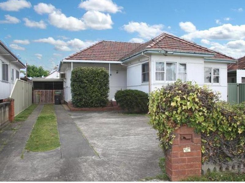 159 Birdwood Rd, Georges Hall NSW 2198