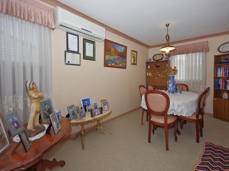 59 Jacaranda Drive, Georges Hall NSW 2198